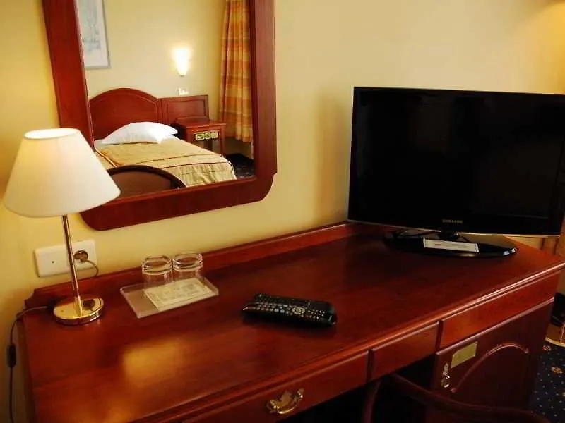 9Hotel Chelton Brussels Belgium